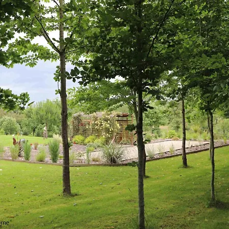 Maison Avec Jardin, Terrasse, Et Base Nautique Proche - Fr-1-497-1