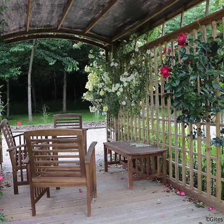 Dom wakacyjny Maison Avec Jardin, Terrasse, Et Base Nautique Proche - Fr-1-497-1 Saint-Mars-d'Egrenne